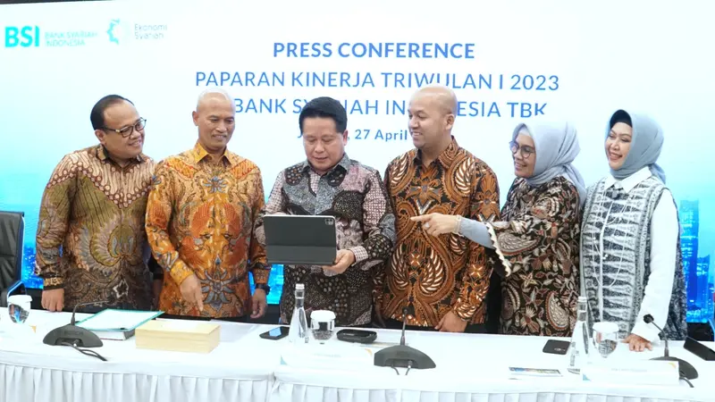 Konfrensi pers paparan kinerja kuartal I 2023 PT Bank Syariah Indonesia Tbk (BRIS), Kamis (27/4/2023). (Foto: Bank Syariah Indonesia)