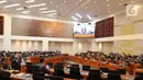 Suasana rapat Menteri Keuangan Sri Mulyani bersama Gubernur Bank Indonesia Perry Warjiyo dengan Badan Anggaran DPR RI di Kompleks Parlemen, Senayan, Jakarta, Selasa (31/5/2022). (Liputan6.com/Angga Yuniar)
