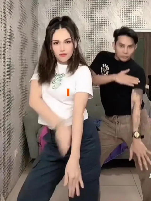 Ayu Ting Ting ala dancer (Instagram/ayutingting92)