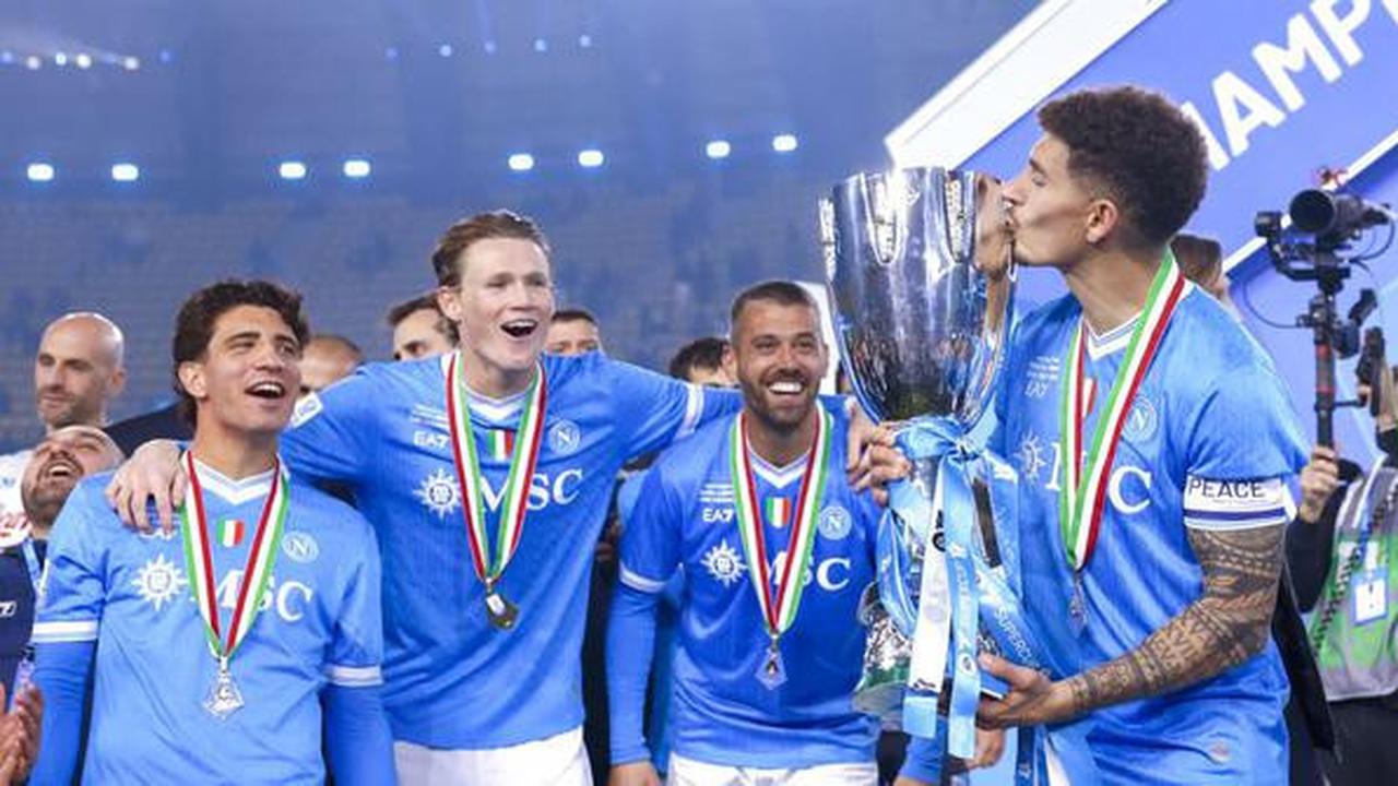 Media Italia Kompak Memuji Kesuksesan Scott McTominay Meraih 2 Trofi Bersama Napoli
