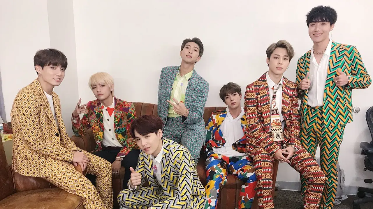 BTS (Twitter/ @bts_bighit)