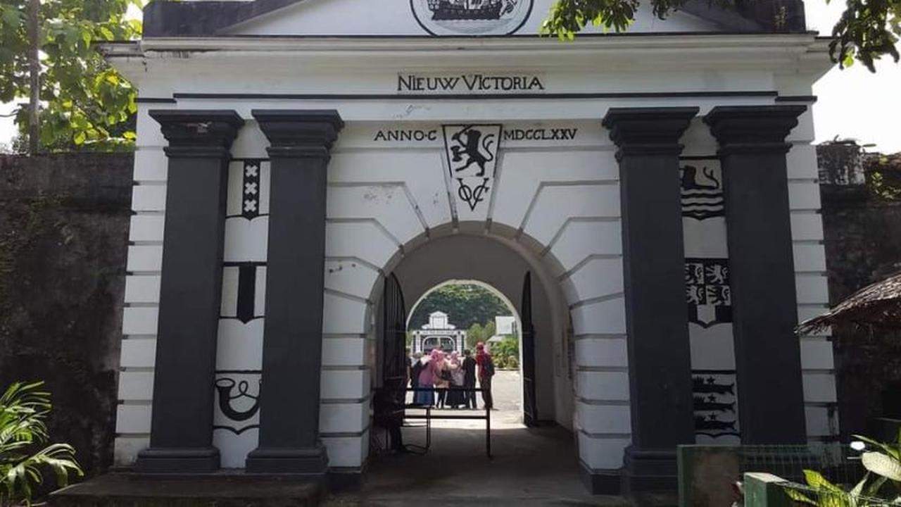 Menteri Kebudayaan Tinjau Benteng Victoria Ambon: Saksi Bisu Perjuangan Pattimura dan Warisan Sejarah Maluku