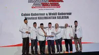 Partai Keadilan Sejahtera (PKS) secara resmi memberikan Surat Keputusan (SK) model B1-KWK kepada pasangan calon Gubernur dan Wakil Gubernur Kalimantan Selatan, Muhidin-Hasnuryadi Sulaiman di Pilgub Kalsel 2024. (Ist).