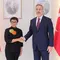 Menteri Luar Negeri RI Retno Marsudi (kiri) dan Menteri Luar Negeri Turki Hakan Fidan usai melakukan pertemuan bilateral di Ankara, Rabu (1/5/2024). (Dok. Kemlu RI)