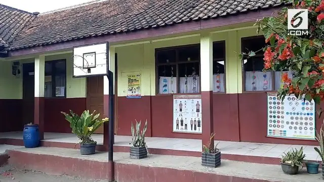 VIDEO: Guru Honorer Mogok, Aktivitas Belajar Lumpuh