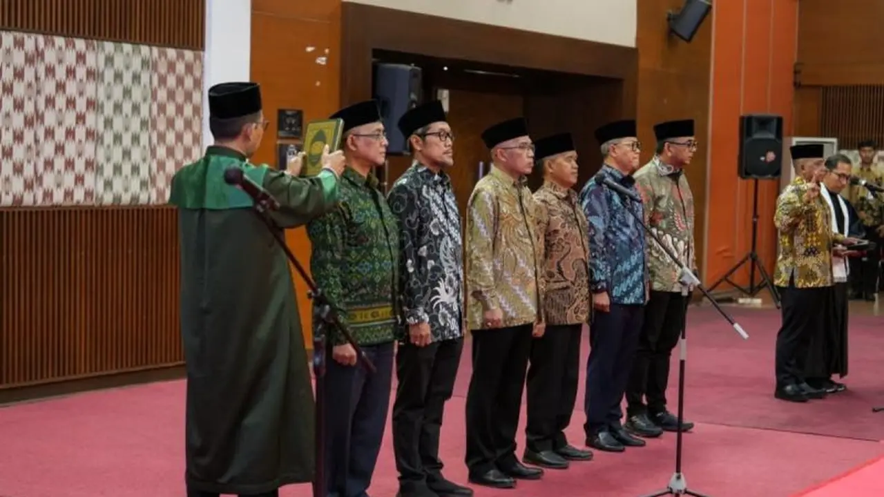 Menteri Pekerjaan Umum (PU) Dody Hanggodo melantik tujuh pejabat tinggi madya eselon I. (Foto: Antara)
