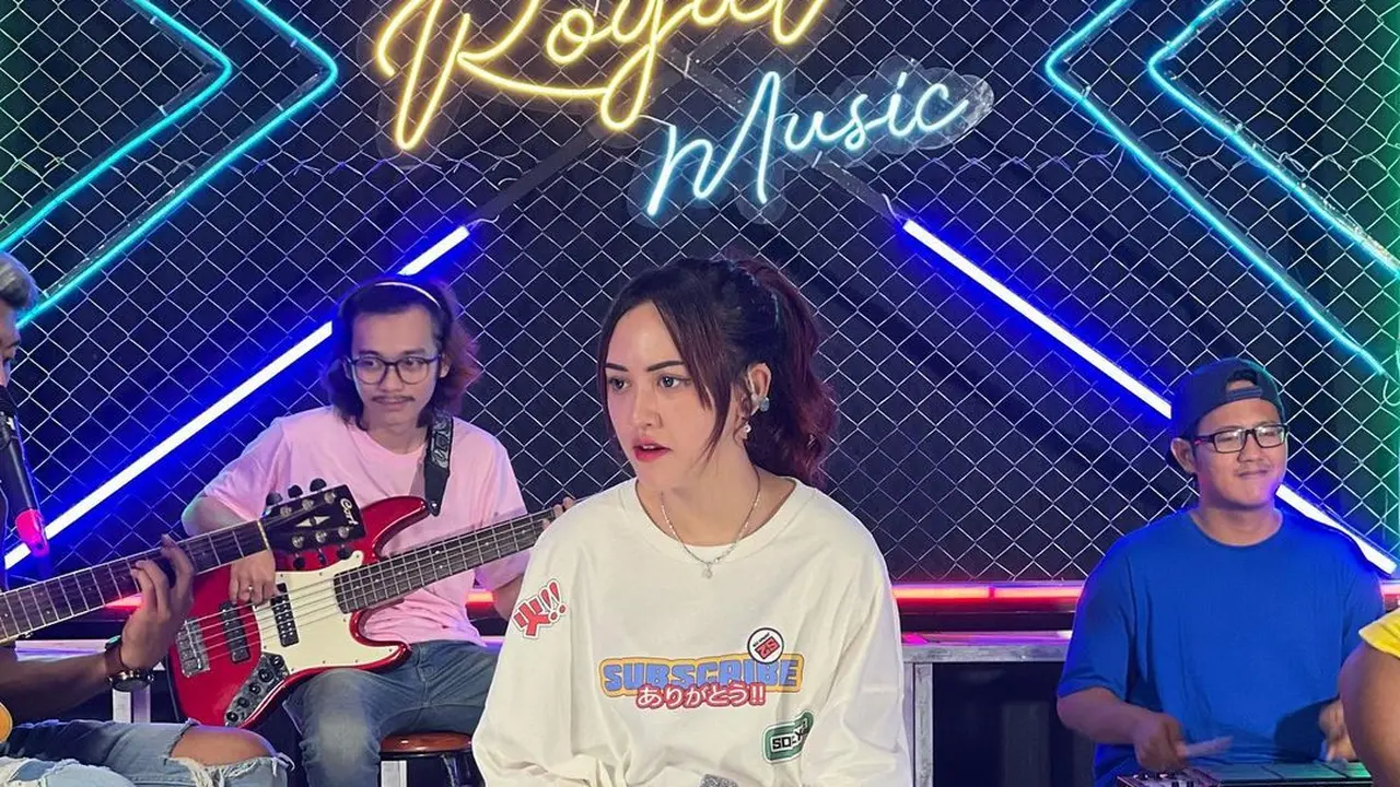 Ramai Gosip Menikah, Happy Asmara Jawab Rasa Penasaran Netizen Lewat Video Momen Bahagia