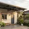 TOP 3 HOT: Desain Atap Pelindung Teras Rumah Kecil hingga Tanaman Hias Pola Daun Jaring