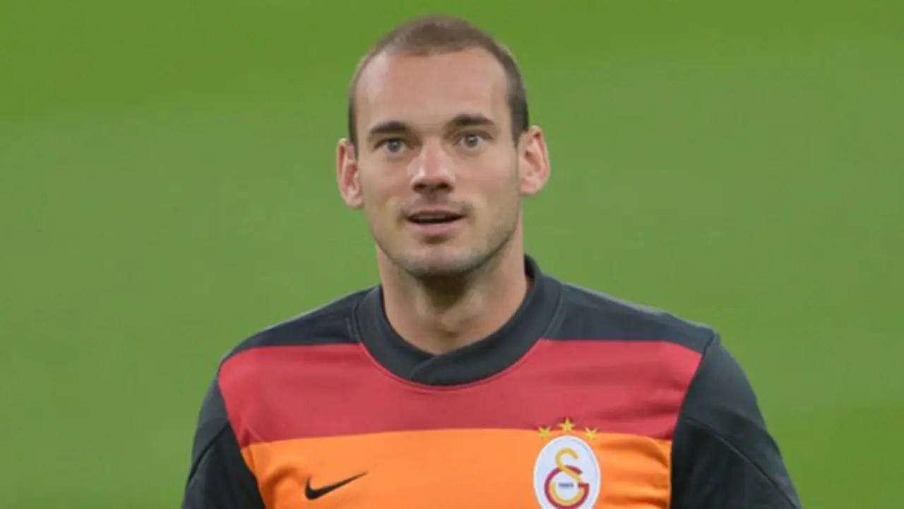 sneijder-131212c.jpg
