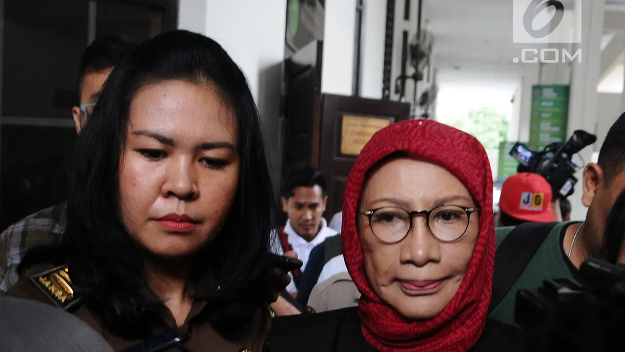 Ratna Sarumpaet
