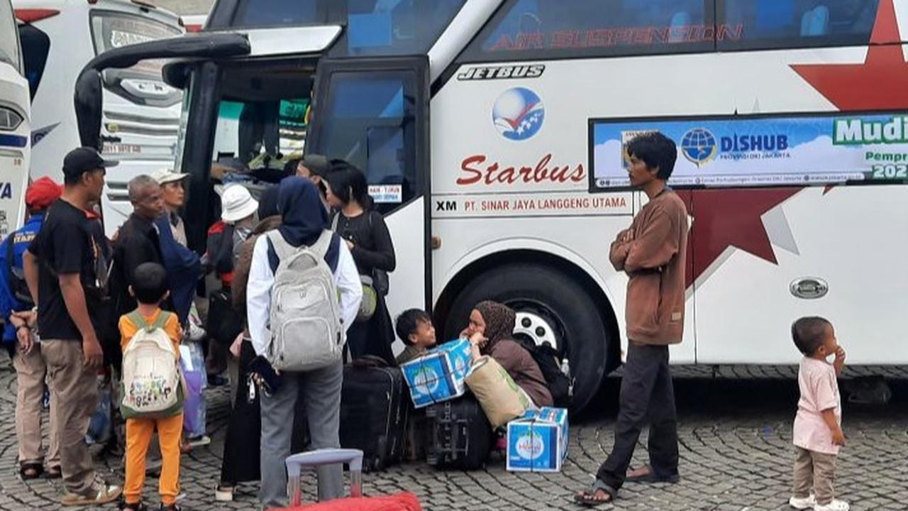Jumlah Pemudik 2025 Turun, DPR: Masyarakat Frugal Living, Wait and See dengan Situasi Ekonomi