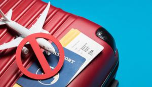 Ilustrasi travel warning, larangan perjalanan. (Foto by Freepik)