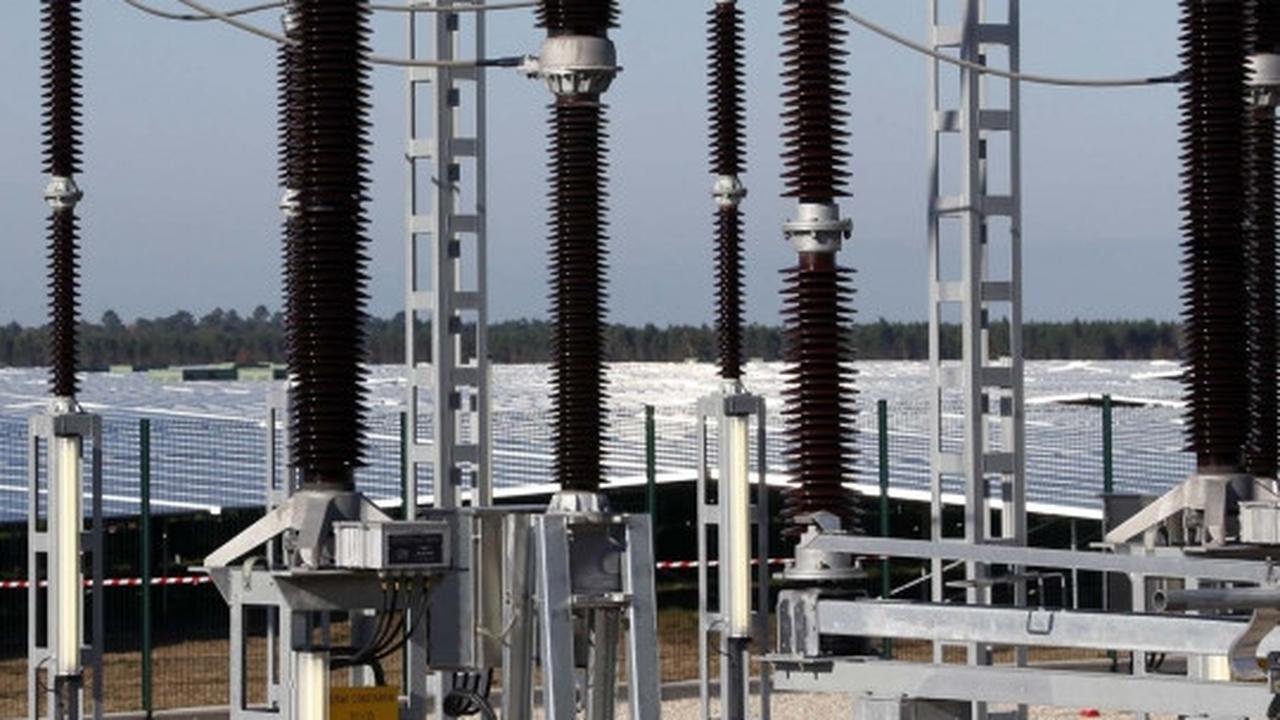 Melihat luasnya pusat tenaga surya terbesar di Eropa