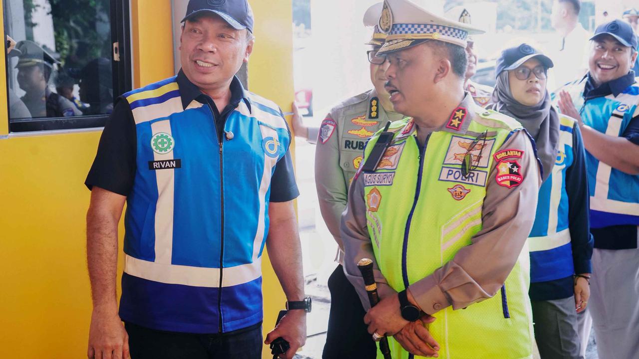 FOTO: Layanan Tol Dalam Kota Kembali Normal, Jasa Marga Pastikan 7 Gerbang Tol Beroperasi Penuh