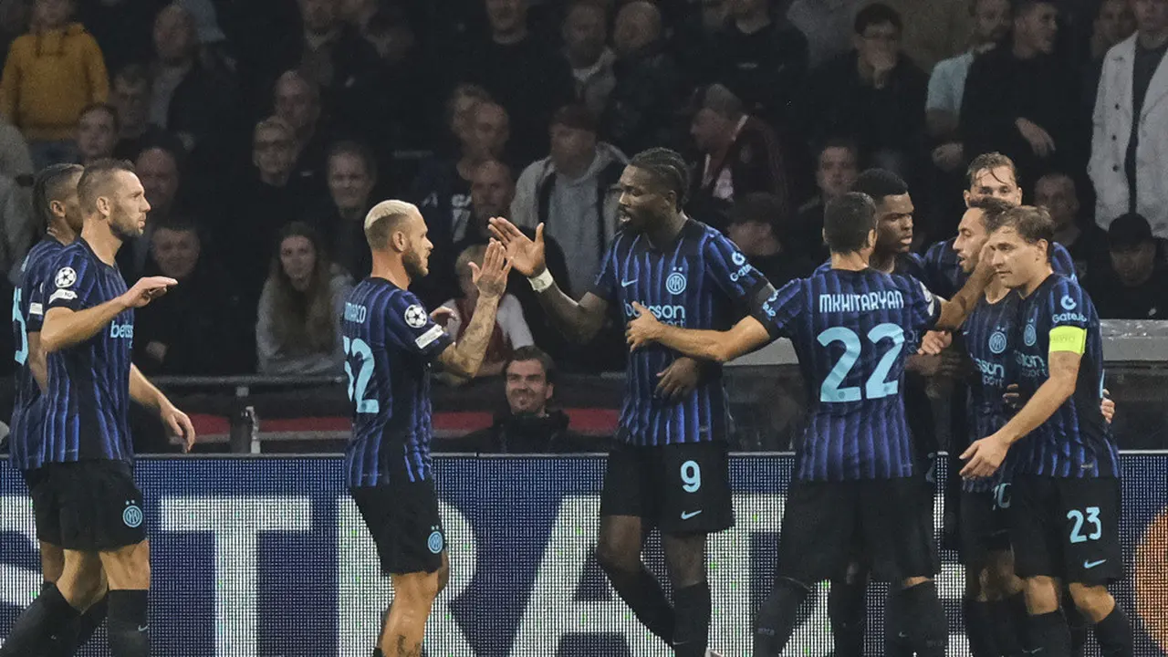 Ajax Amsterdam vs Inter Milan