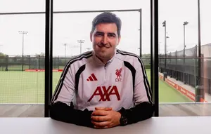 Andoni Iraola Ingin Alexis Mac Allister dan Alisson Bertahan di Liverpool