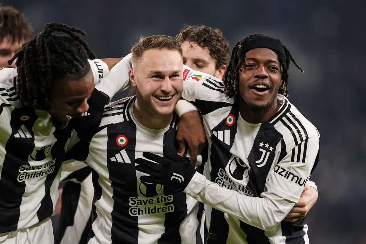 Foto: Juventus Pesta Gol ke Gawang Cagliari, Bianconeri Melaju ke Perempat Final Coppa Italia