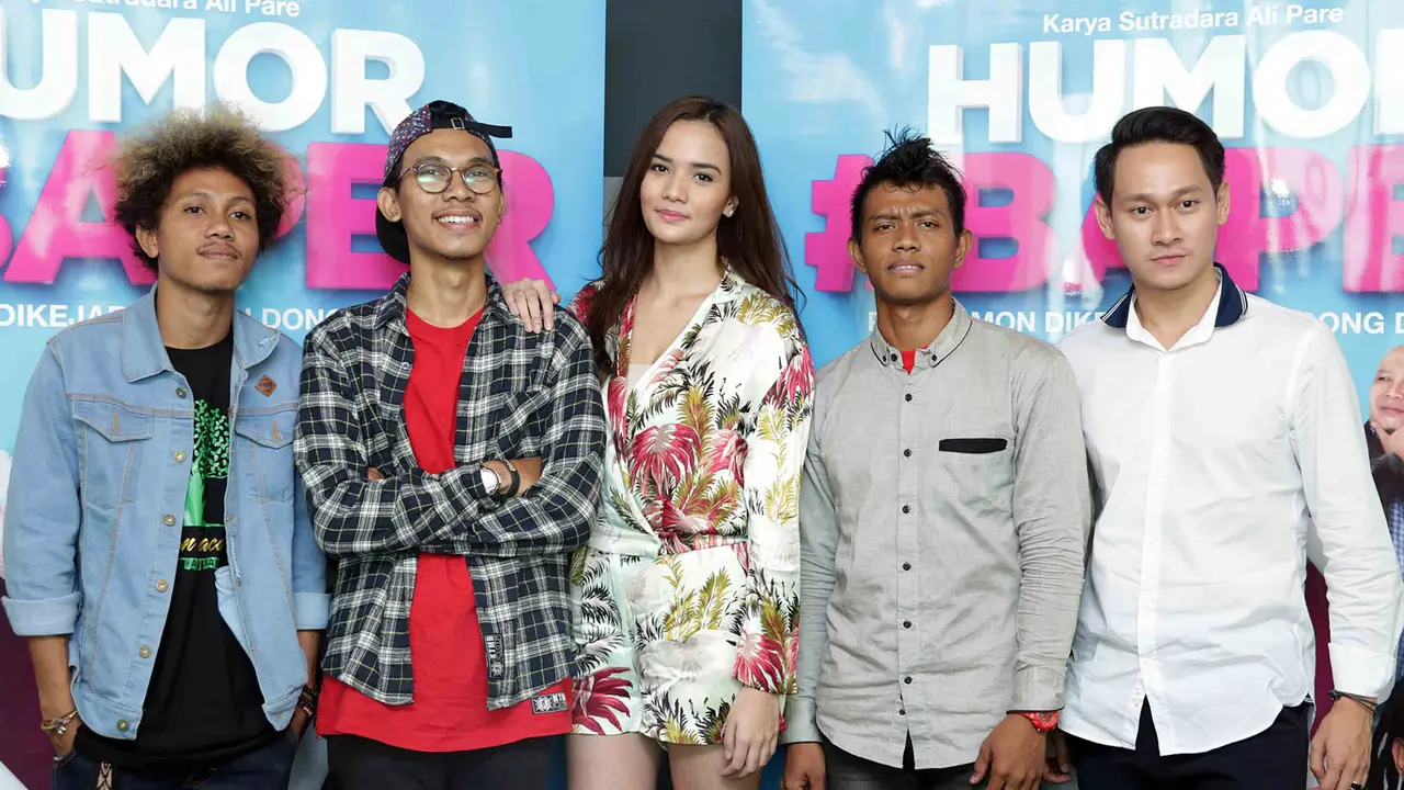 [Bintang] Preskon film Humor Baper