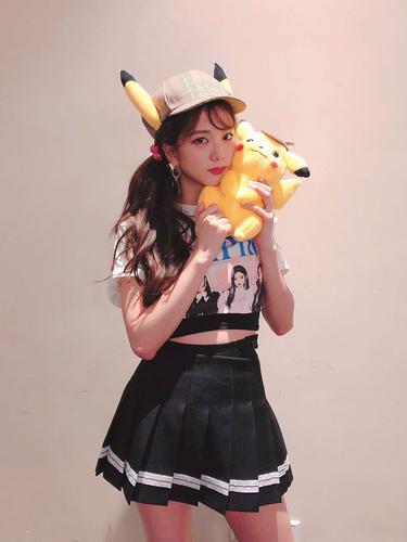 10 Styling Rok Mini Jisoo Blackpink Saat Show Dan Sehari Hari Fashion Fimela Com