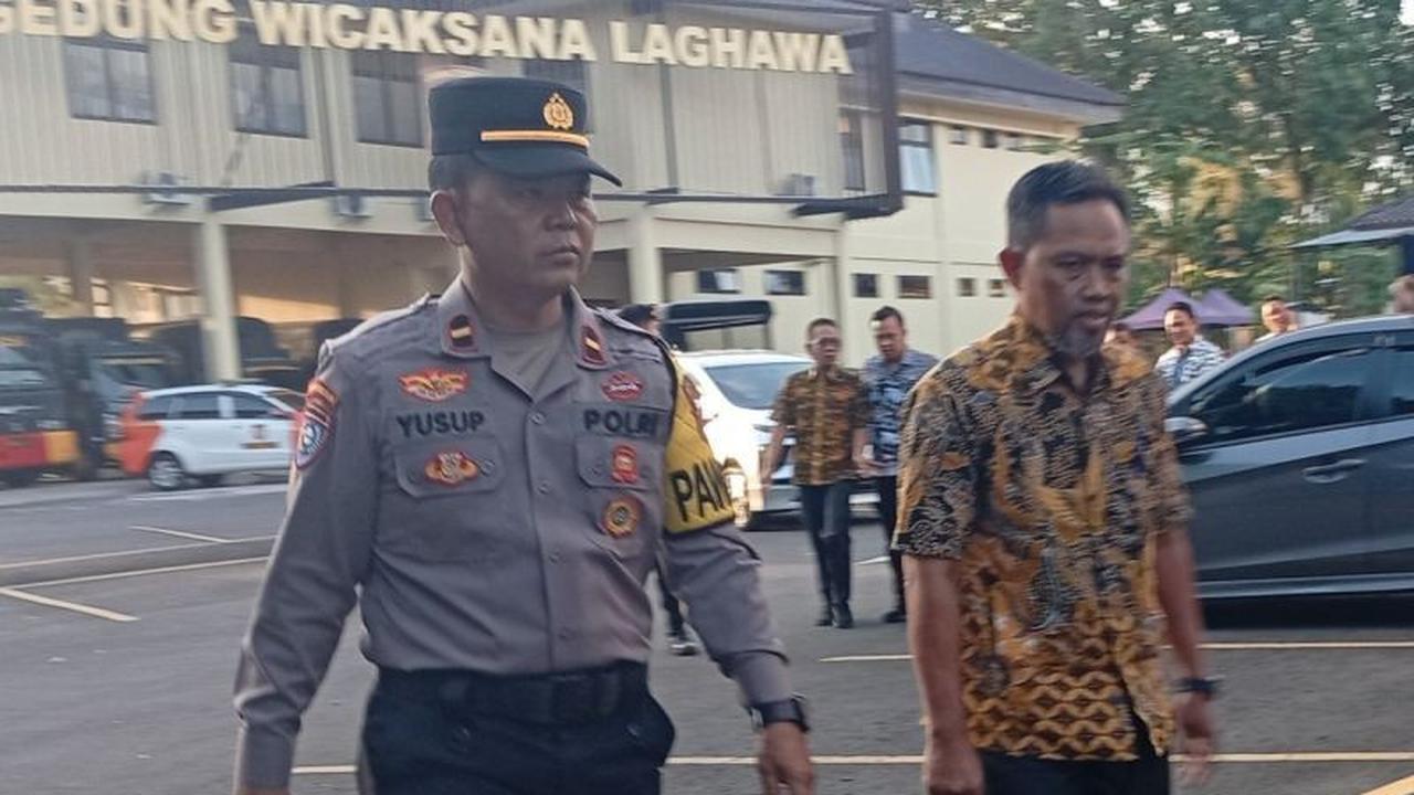 Bupati Cilacap Syamsul Auliya Rachman Ditangkap KPK dalam OTT, Jalani Pemeriksaan di Banyumas
