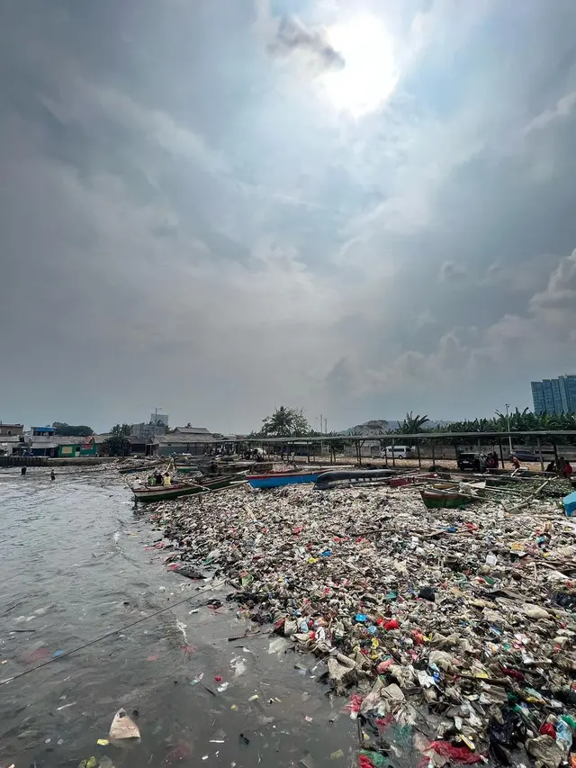 Pantai di Lampung Didaulat Jadi Pantai Terkotor ke-2 di Indonesia, Pandawara Ajak Gotong Royong