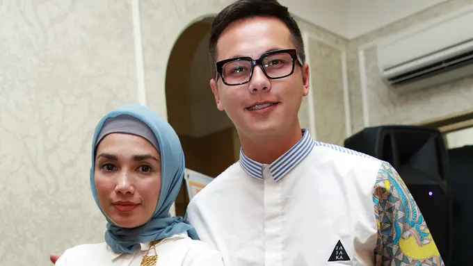 [Bintang] Ussy Sulistiawaty