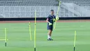 Dari 24 pemain yang dipanggil, baru 15 orang yang mengikuti latihan pertama. (Bola.com/M. Iqbal Ichsan)