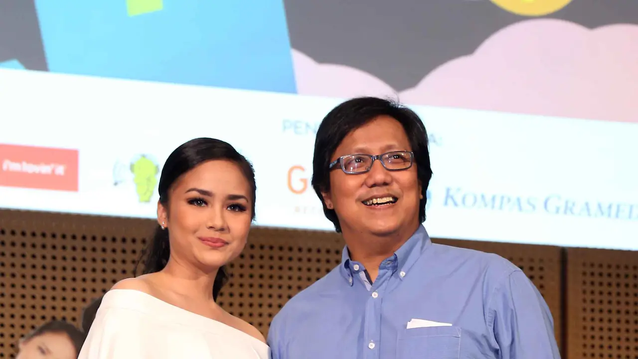 Erwin dan Gita Gutawa Persembahkan Konser Di Atas Rata-Rata