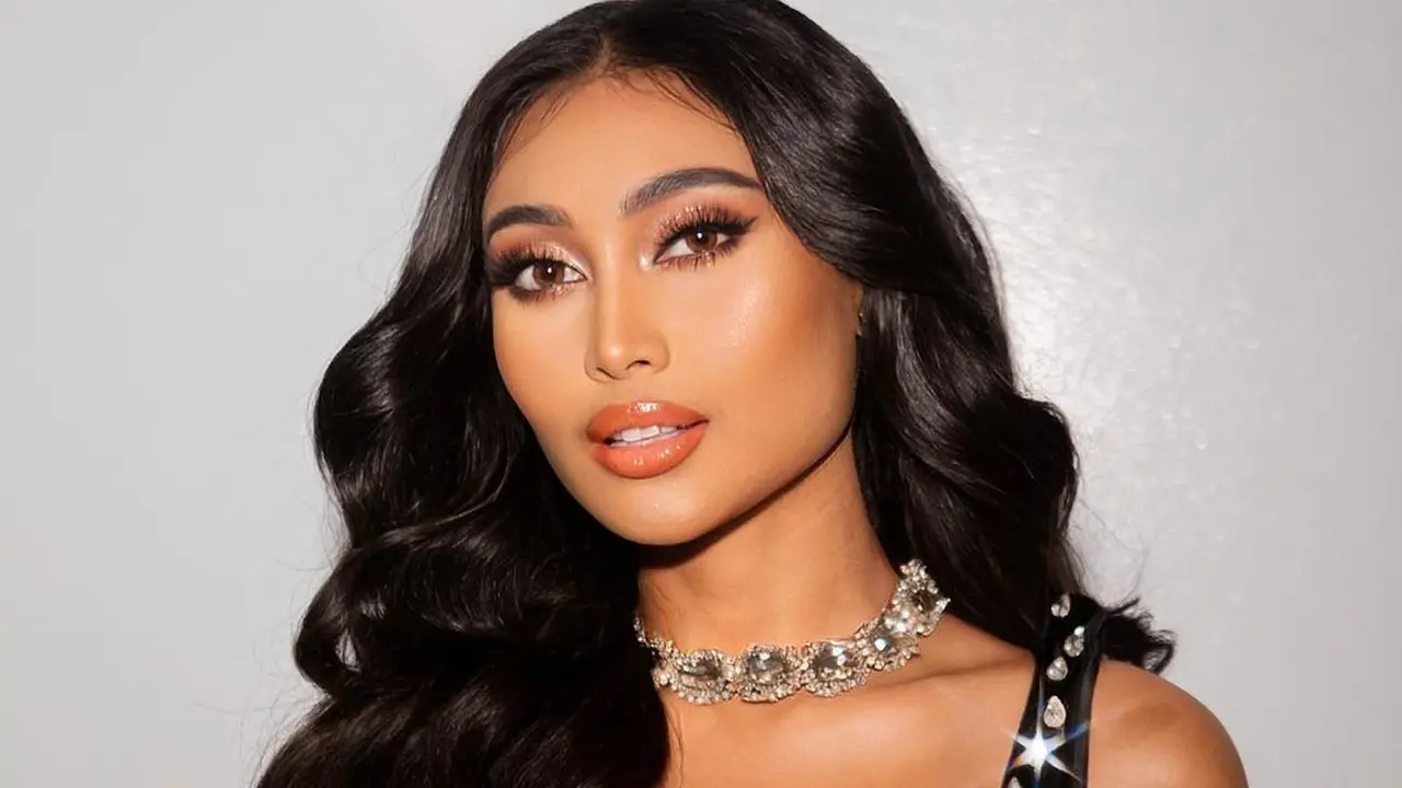 ntip Pesona Novia Bchmid yang DIsebut Mirip Karakter Moana