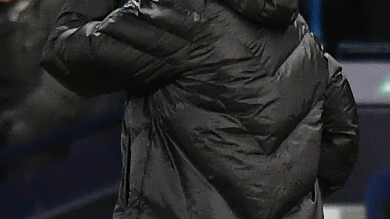 Pep Guardiola Dihadiahi Kartu Kuning Saat Manchester City Vs Dinamo Zagreb