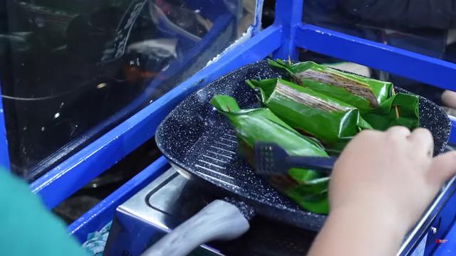 Melati Sesilia Eks JKT48 Jualan Nasi Bakar