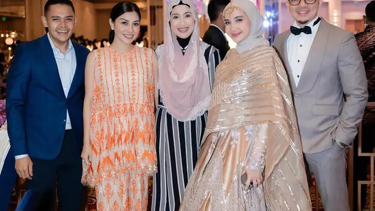 6 Potret Irwansyah Kondangan dengan Gaya Rambut Silver, Hot Daddy Dua Anak