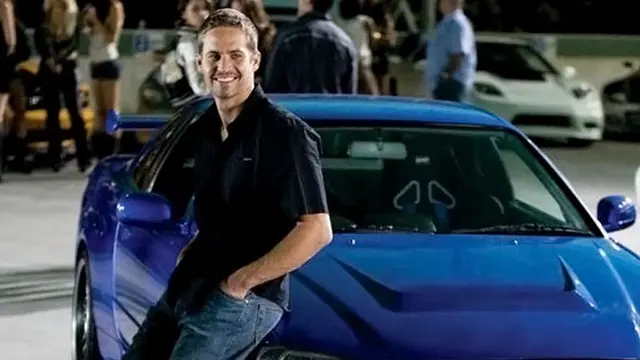 paul-walker-mobil4-131202b.jpg
