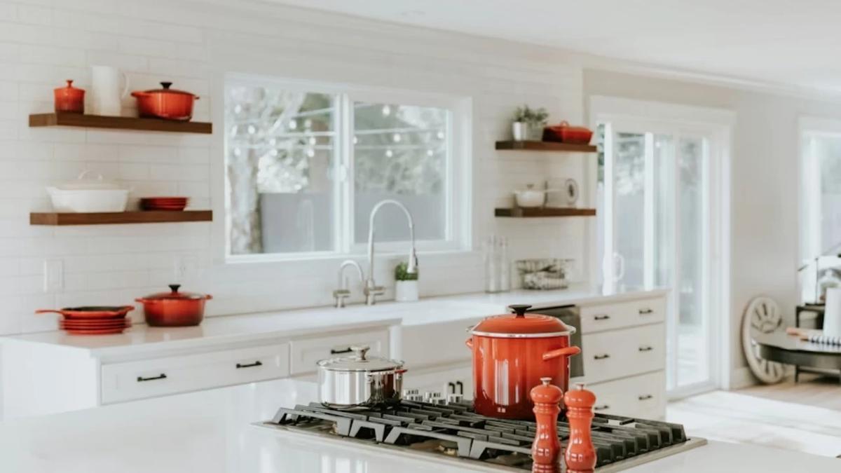 Ilustrasi Peralatan Dapur