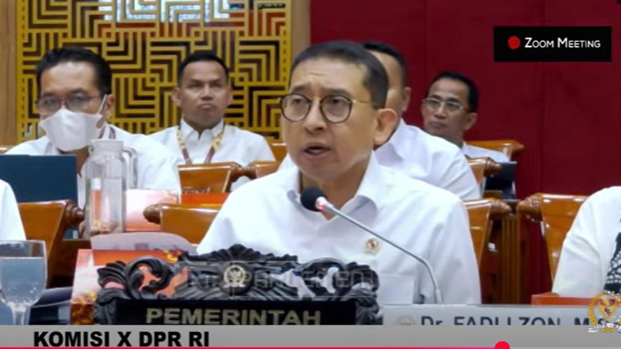 VIDEO: Meledak Emosi PDIP Sampai Pukul Meja DPR, Tunjuk-tunjuk Fadli Zon Tak Akui Pemerkosaan Massal '98