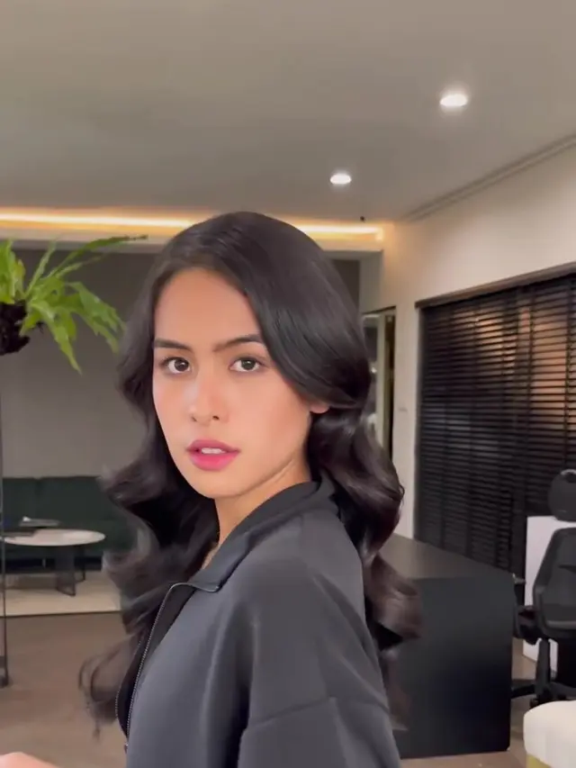 Maudy Ayunda (Instagram @kieferlippens)