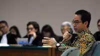 Tubagus Chaeri Wardana alias Wawan saat memberi keterangan di pengadilan Tipikor, Jakarta, Senin, (19/5/2014) (Liputan6.com/Miftahul Hayat)