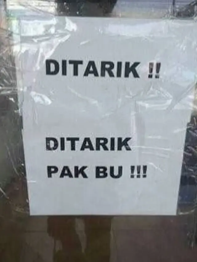 6 Tulisan Tarik Dorong di Pintu Ini Bikin Geleng Kepala