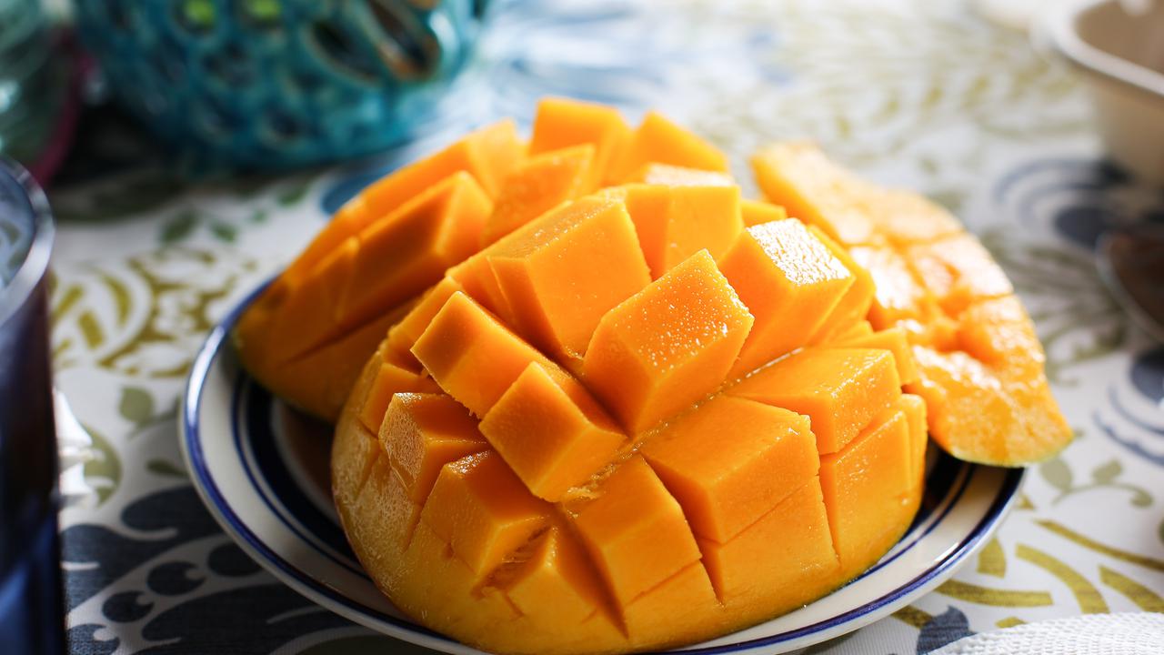 Turunkan Berat Badan dengan Rutin Makan Mangga, Ketahui Cara Tepat Konsumsinya