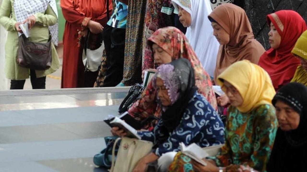 Doakan Suryadharma Ali, ibu-ibu gelar yasinan di Gedung KPK