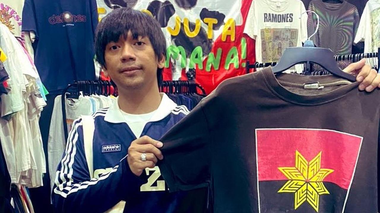Bikin Melongo, Rian D'Masiv Temukan Kaos Langka Dewa 19 Harganya Rp58 Juta