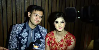 Pasangan kekasih Rifky Balweel dan Biby Alraen akhirnya melanjutkan hubungannya ke jenjang yang lebih serius. Rifky telah melamar Biby pada hari Minggu (1/10/2017) di kawasan Jakarta Barat. (Deki Prayoga/Bintang.com)