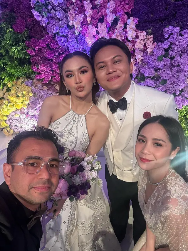 6 Potret Raffi Ahmad Tepati Janji Jadi MC di Nikahan Rizky Febian, Datang dari Afrika