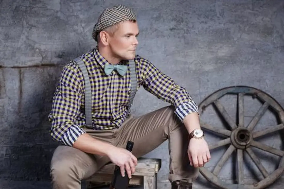Ilustrasi outfit vintage pria (credit: fxquadro/freepik)