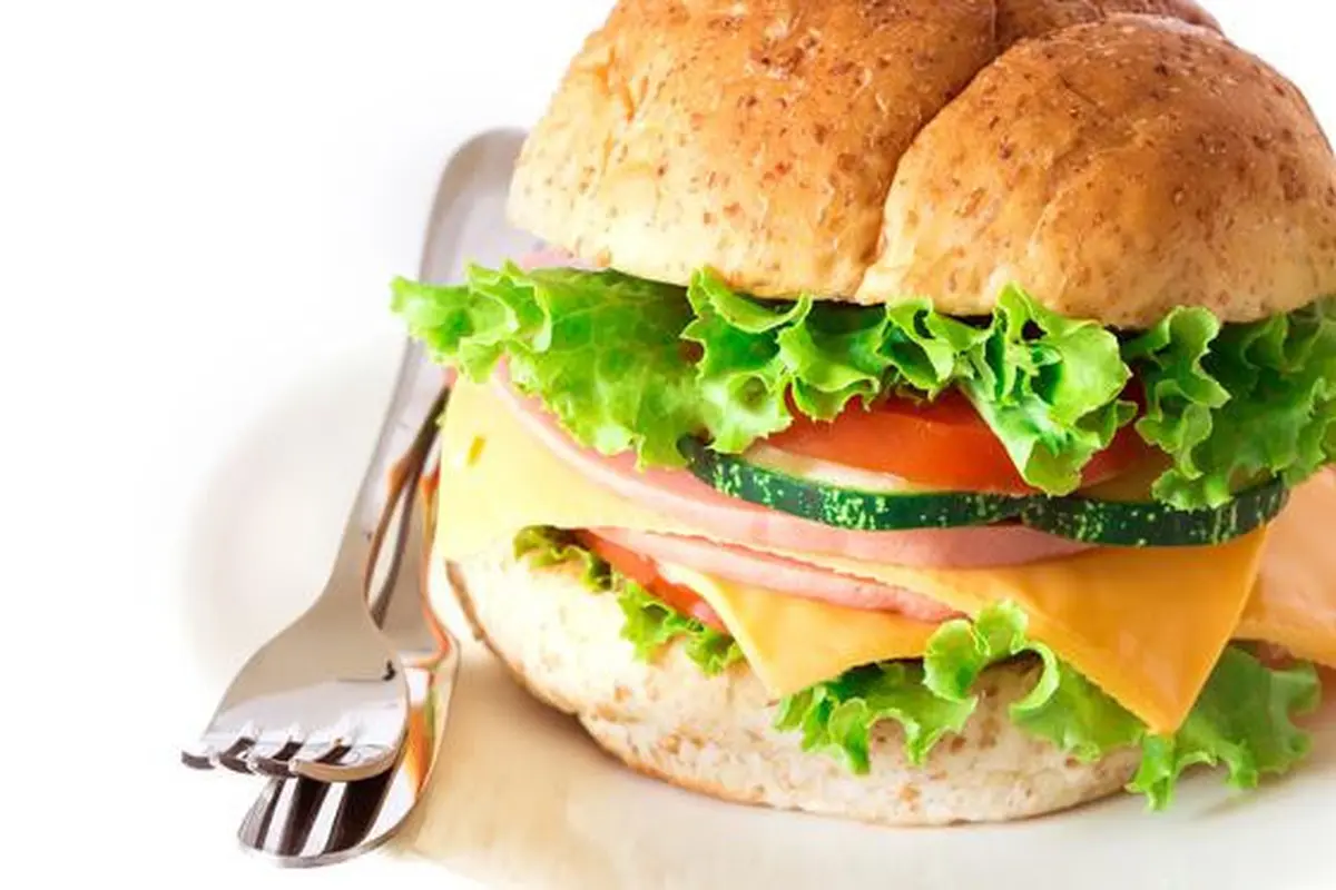 Seharga 41 Juta Rupiah, Tertarik Membeli Burger Ini?