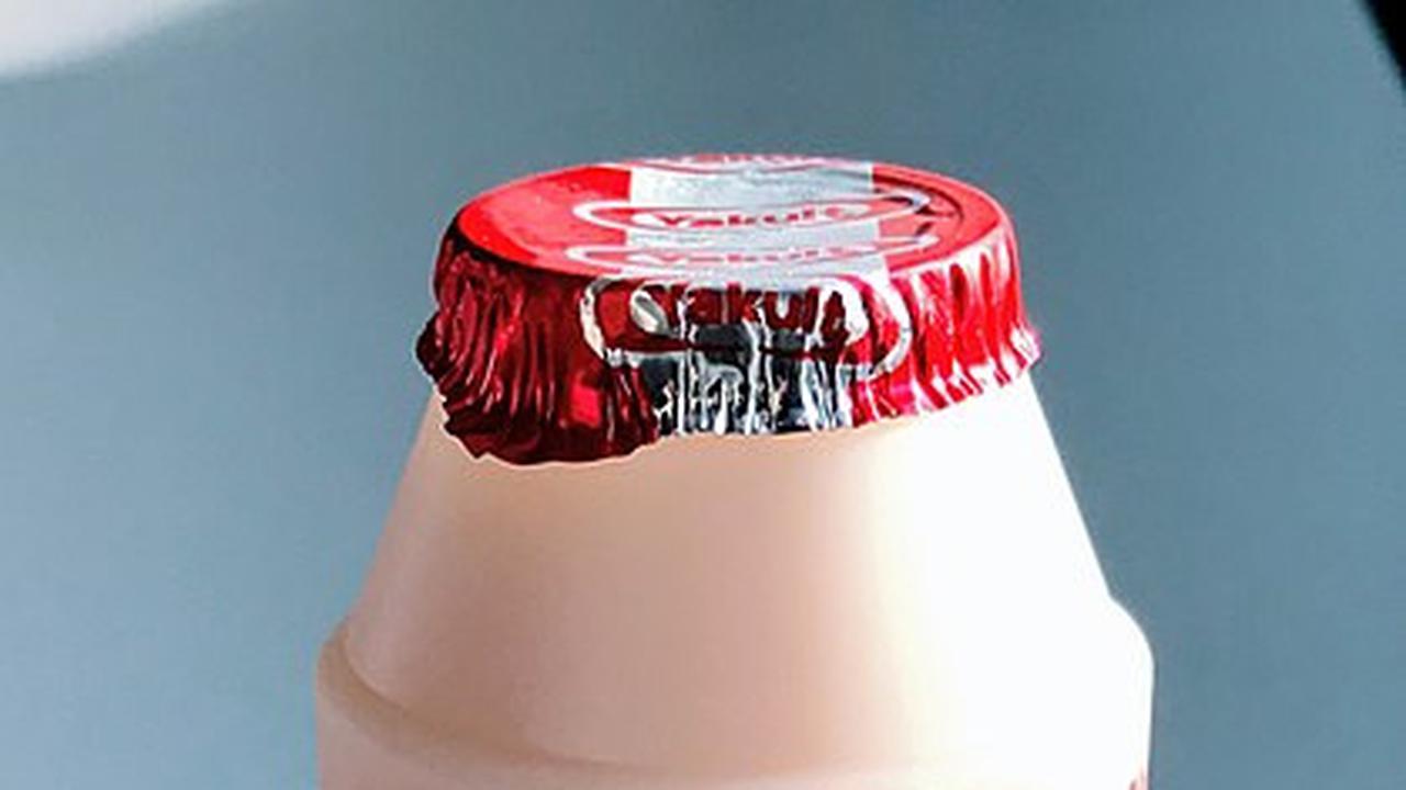 Manfaat Minum Yakult