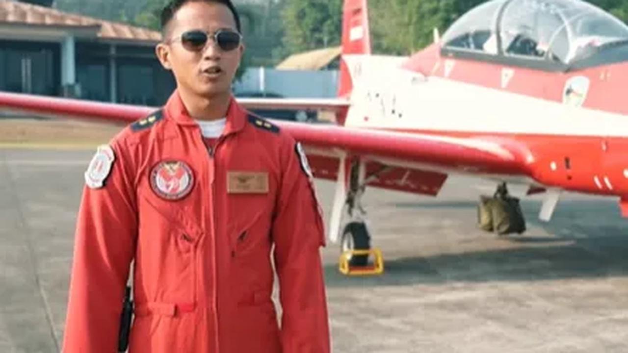 Profil Pilot di Balik Atraksi Fly Pass TNI AU
