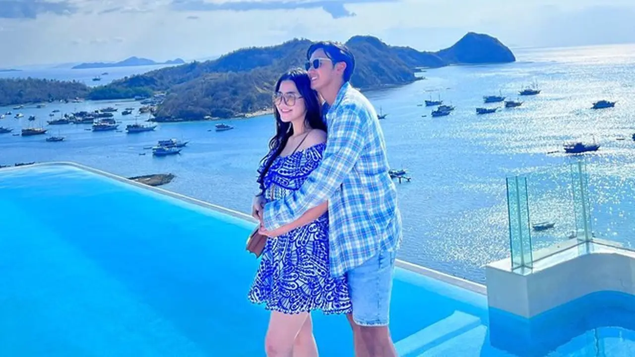 Bak Pacaran Lagi, Ini 8 Momen Felicya dan Caesar Hito Liburan Tanpa Anak