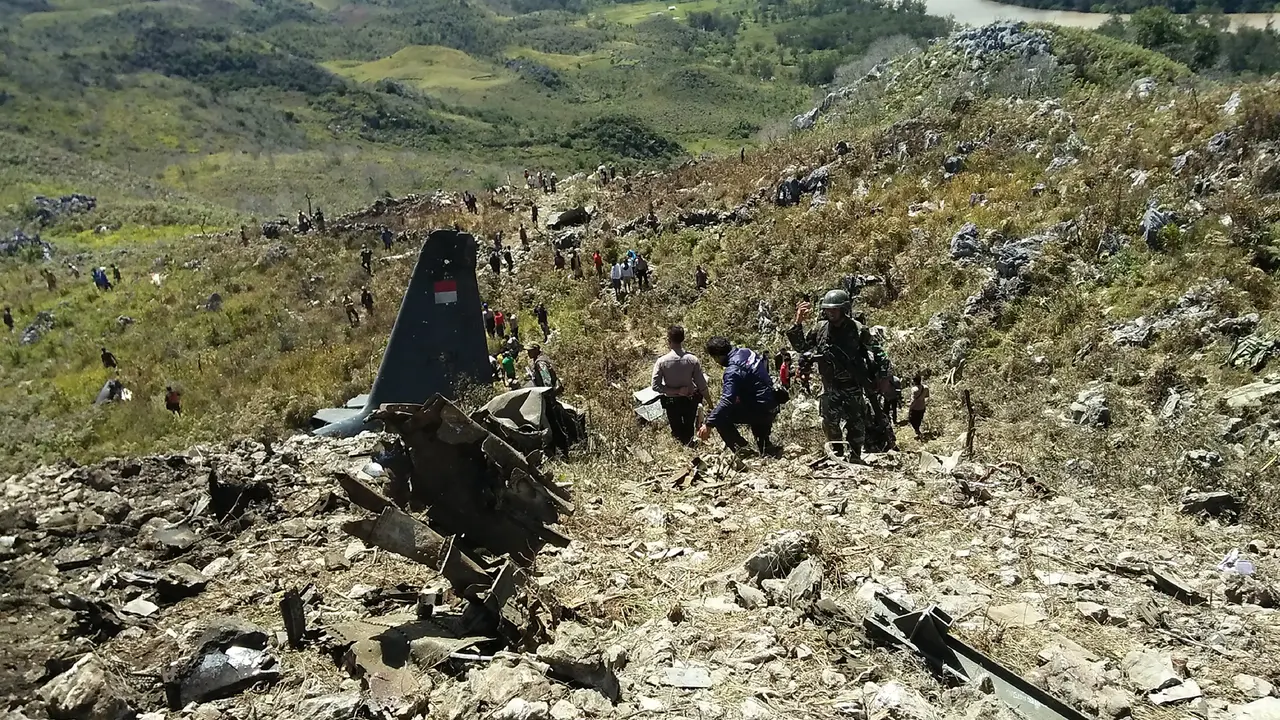 20161218-Hercules TNI AU Jatuh di Wamena-Papua