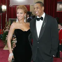 Ace Showbiz juga melaporkan bahwa bayi kembar itu lahir pada Senin (12/6/2017), namun mereka masih belum diizinkan unuk meninggalkan rumah sakit. Pihak dokter dan rumah sakit belum memperbolehkan mereka pulang. (AFP/Bintang.com)